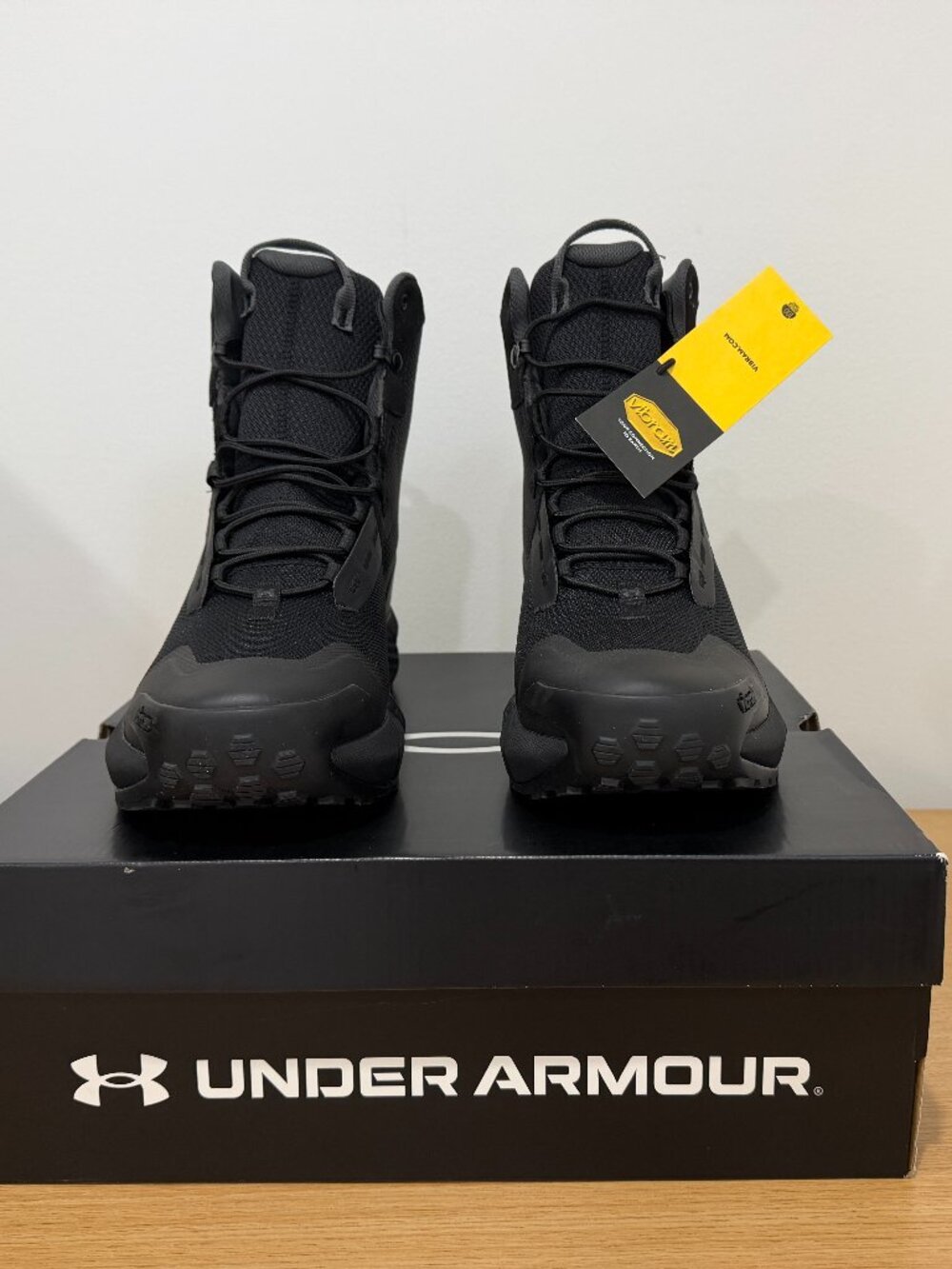 New in Box Under Armour Charged Valsetz Tactical Black Combat Boots 10